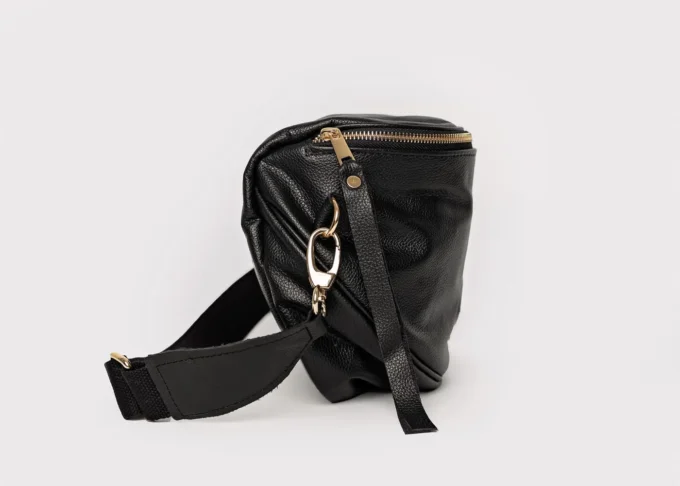Stylowa torba nerka Lily Black z naturalnej skóry - obrazek 3