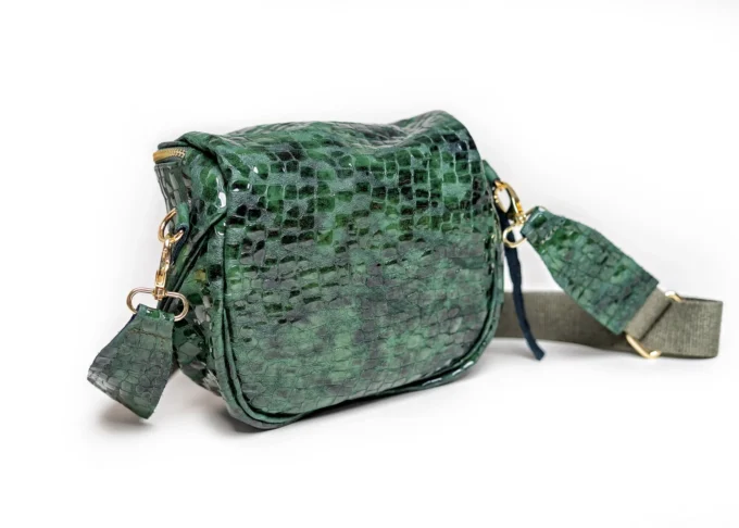 Stylowa zielona nerka Lily Green z naturalnej skóry - obrazek 4