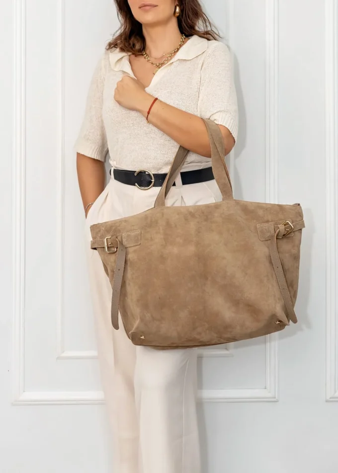 Zamszowa Shopperka do Eleganckich i Casualowych Stylizacji – Mila Beige - obrazek 3
